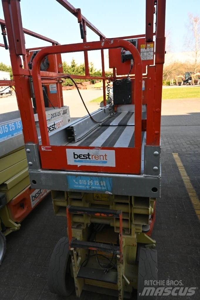 JLG 2030ES Makazaste platforme