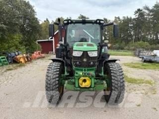 John Deere 6130 R Traktori