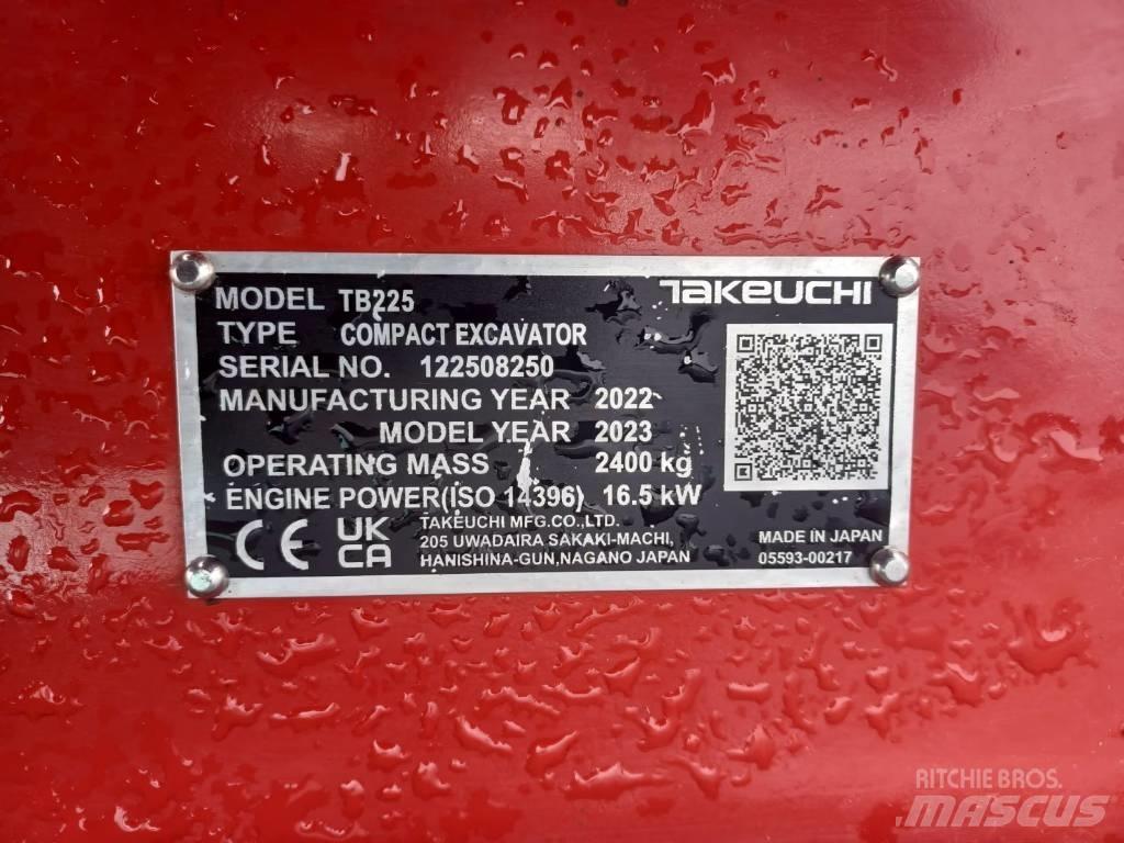 Takeuchi TB 225 Mini bageri < 7t