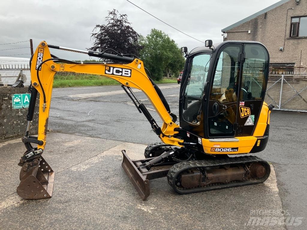 JCB 8026 CTS Mini bageri < 7t