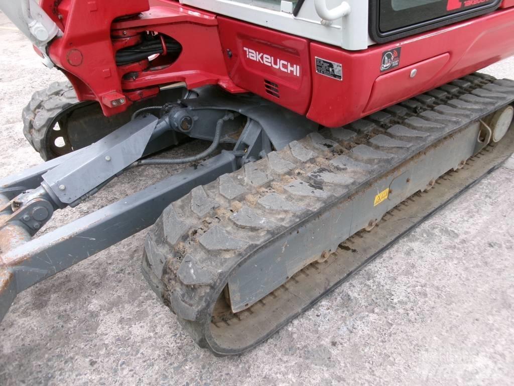Takeuchi TB 240 Mini bageri < 7t