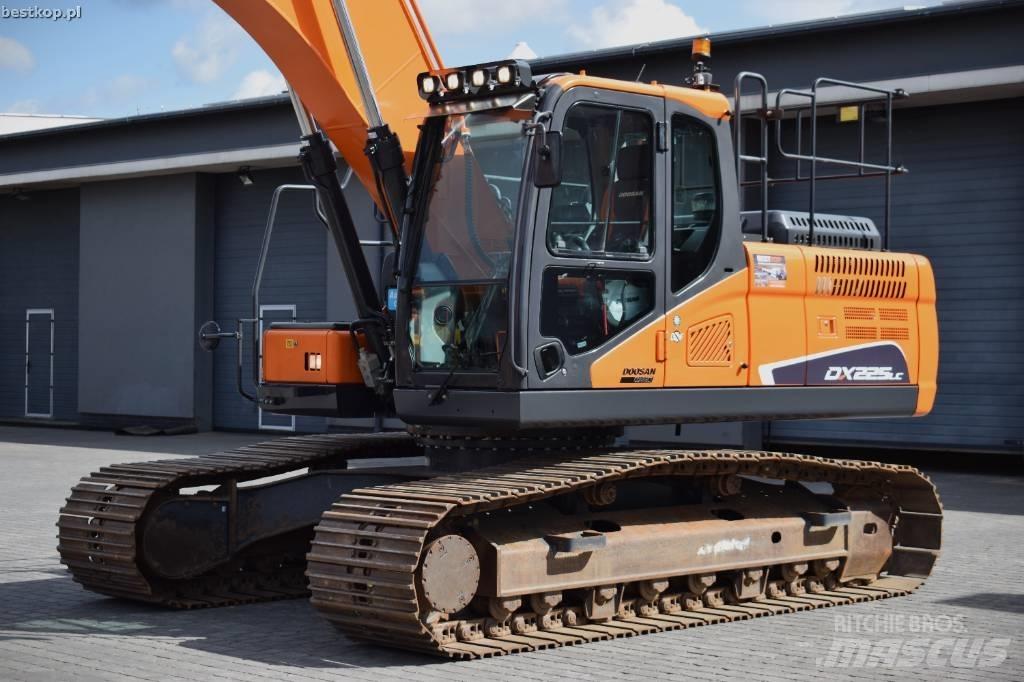 Doosan DX 225 LC-5 Bageri guseničari