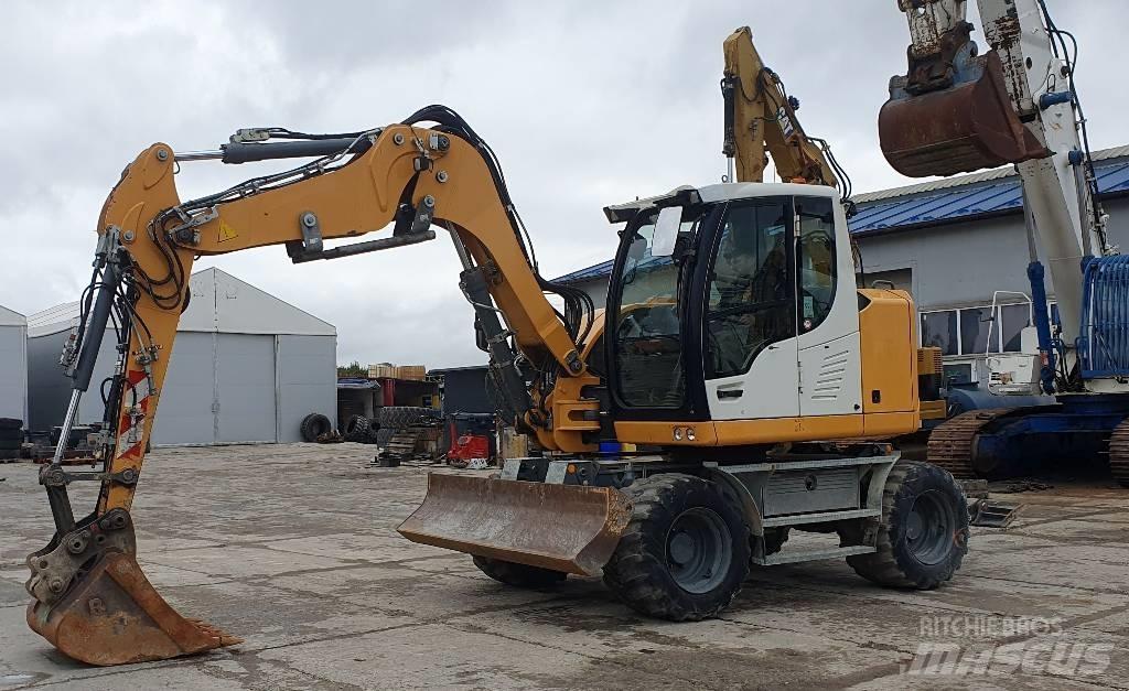 Liebherr A 910 Bageri točkaši