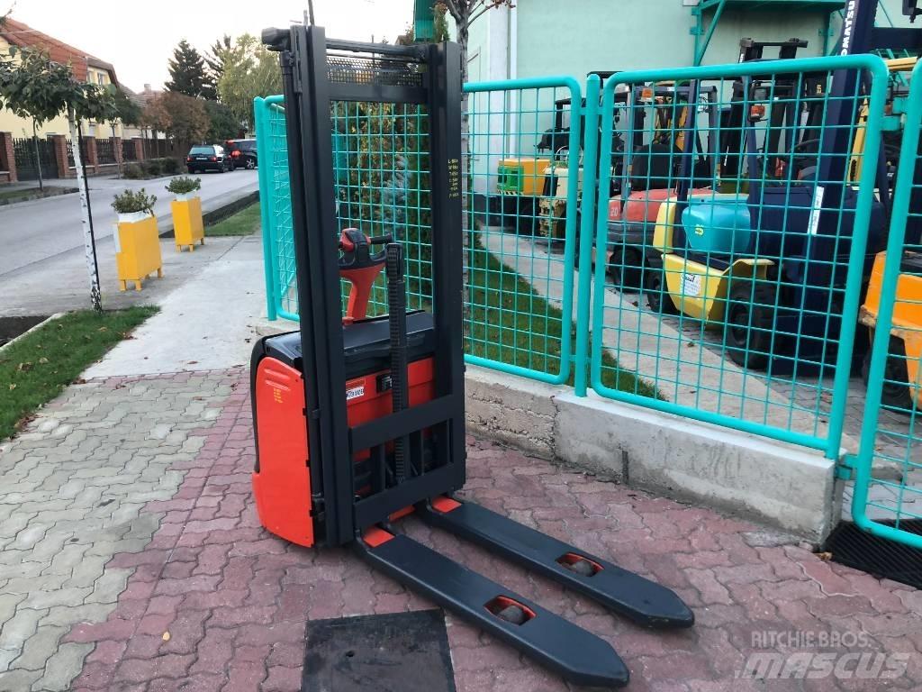 Linde L 12 V-3108 Ručni električni viljuškar