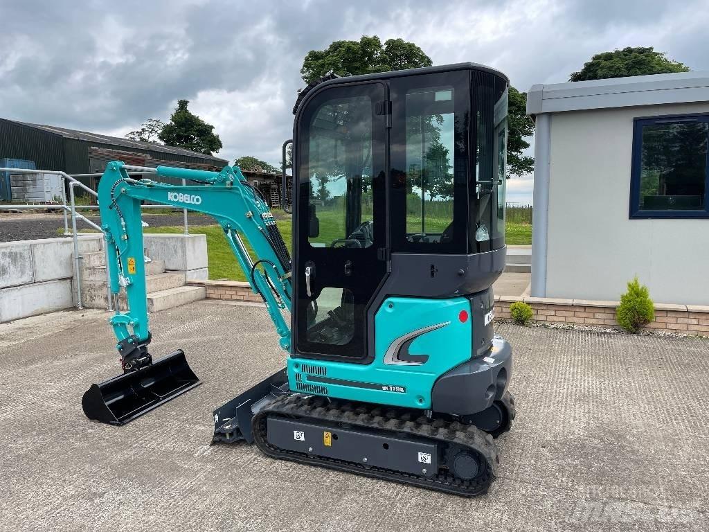 Kobelco SK17SR-3E Mini bageri < 7t