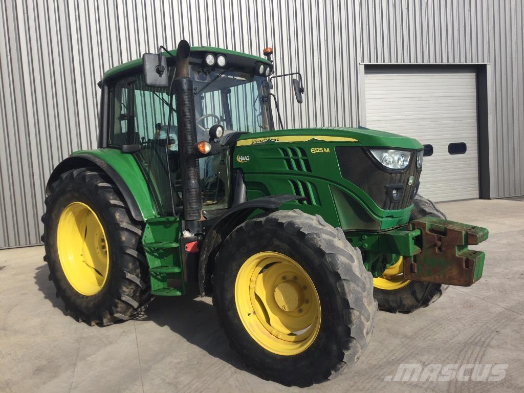 John Deere 6125M Traktori