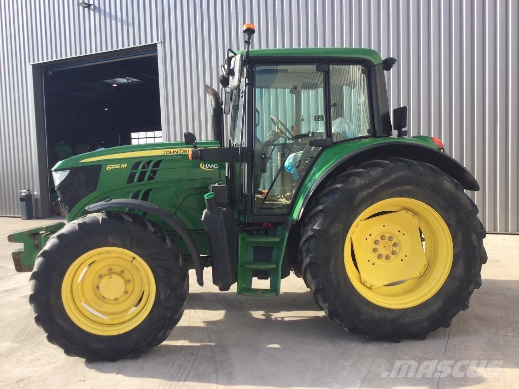 John Deere 6125M Traktori