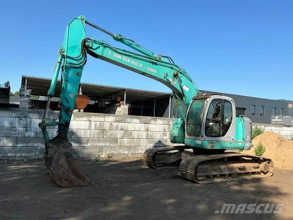 Kobelco SK235SR Bageri guseničari