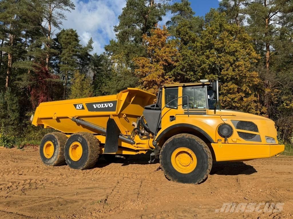 Volvo A 25 F Zglobni damperi