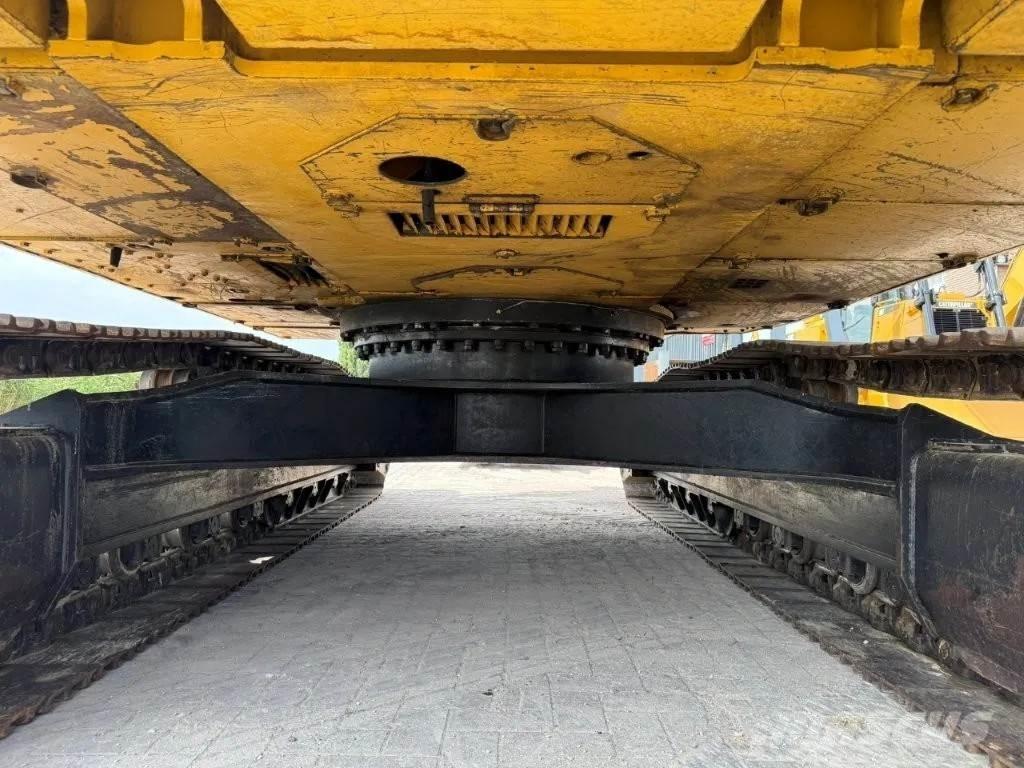 CAT 322CLN Bageri guseničari