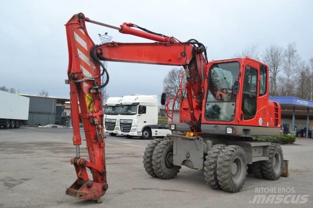 Komatsu PW 148-8 Bageri točkaši