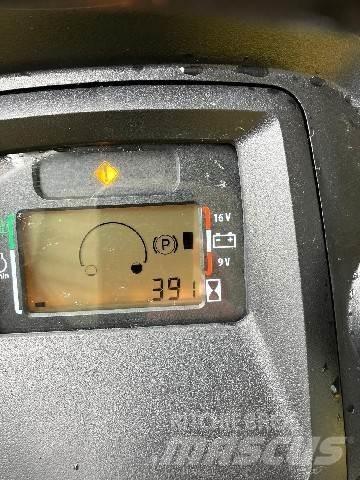 John Deere X590 Traktorske kosilice