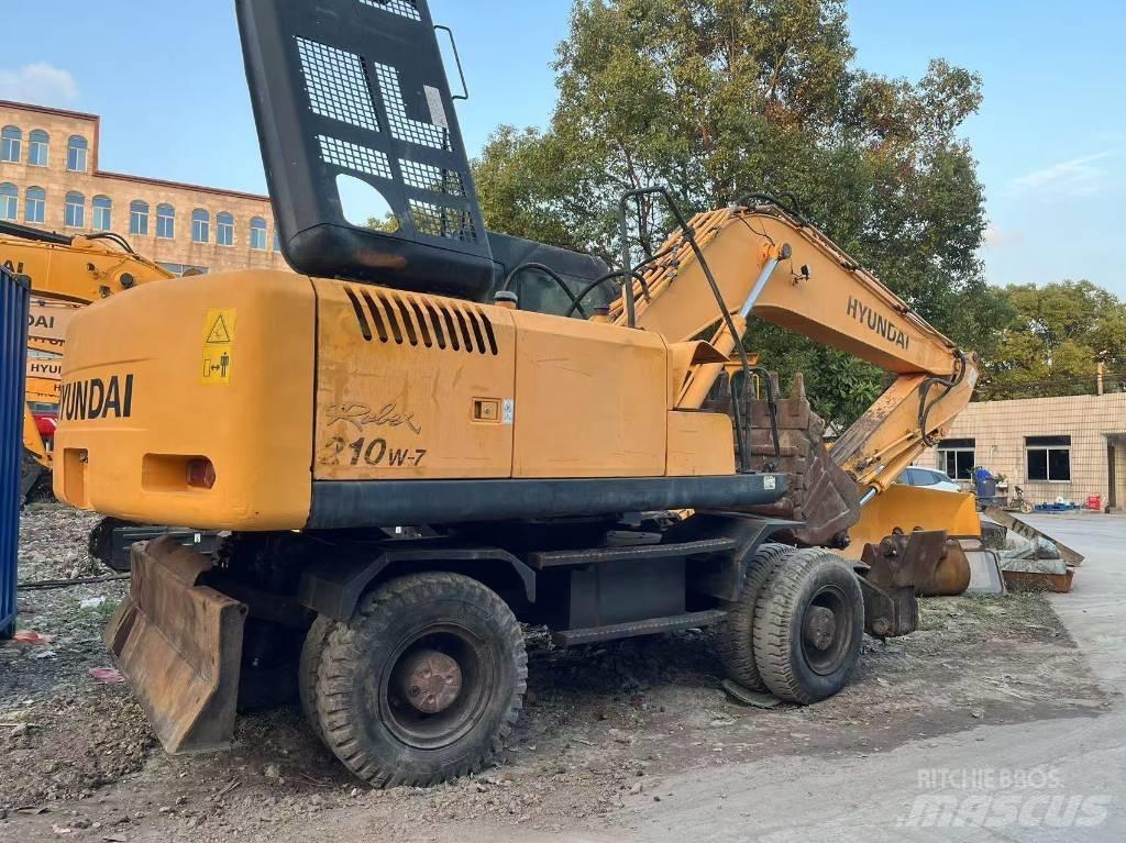 Hyundai R210W-7 Bageri točkaši
