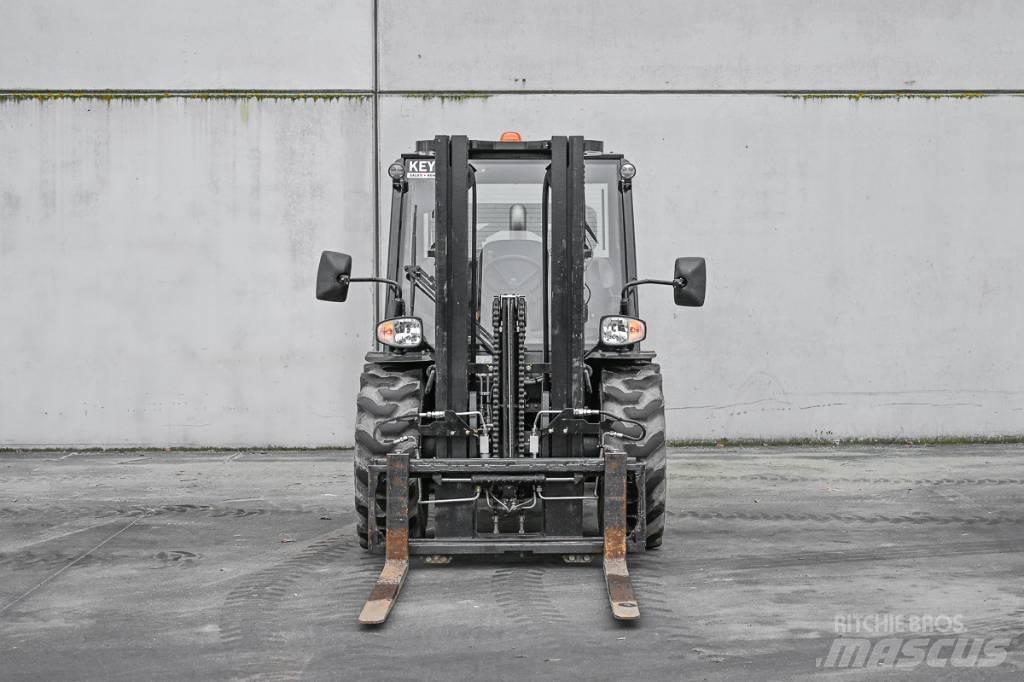Manitou MC 25-4 Dizelski viljuškari
