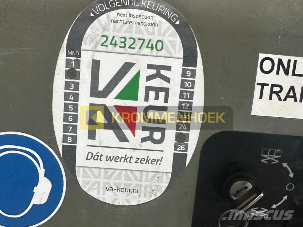 JLG M 3369 Makazaste platforme