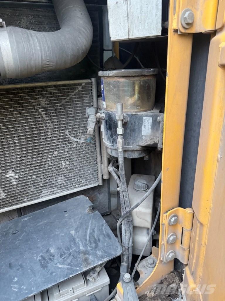 Volvo EC 160 E NL Bageri guseničari