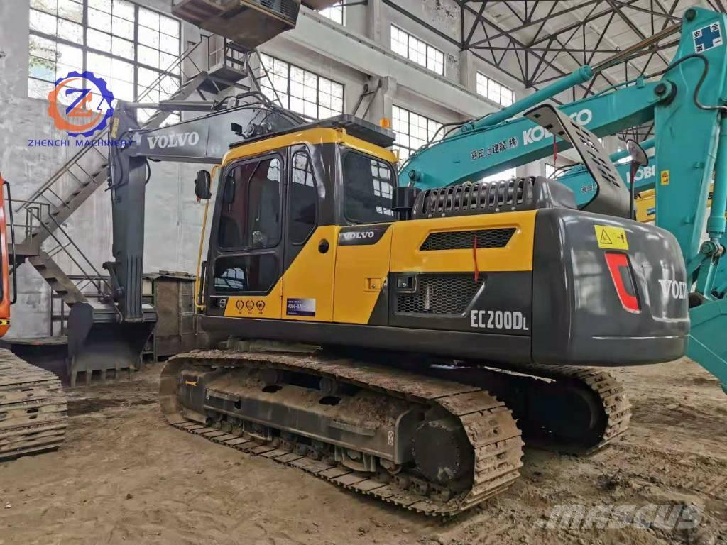 Volvo EC 200 D Bageri guseničari