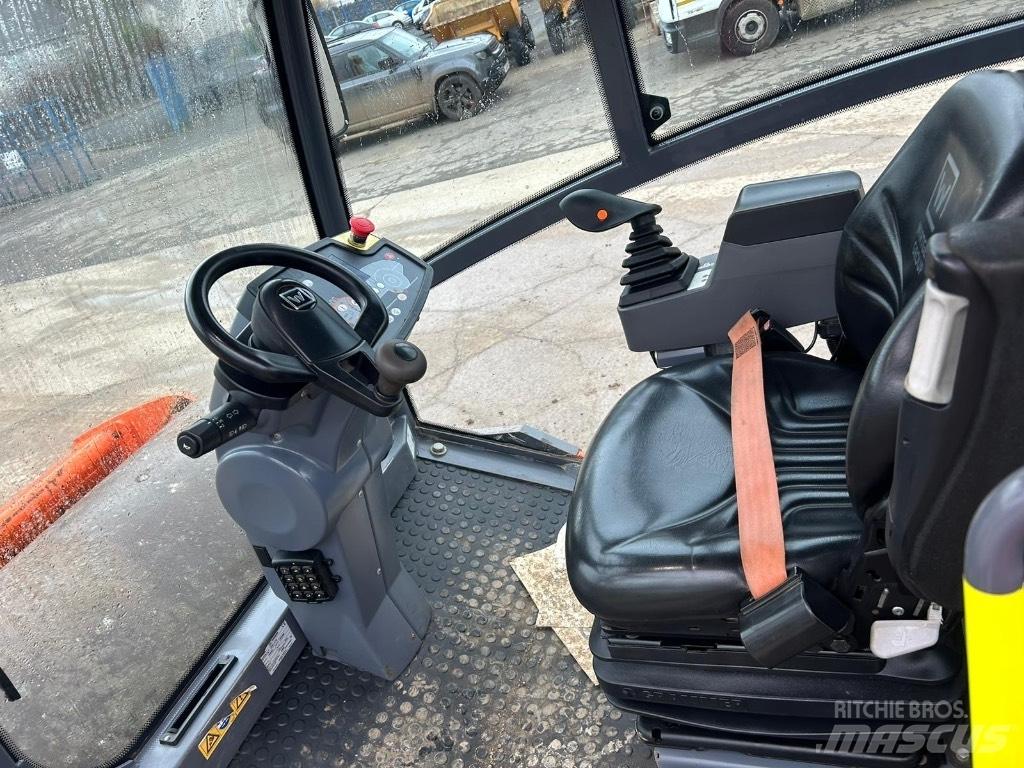 Hamm H13i Valjci sa jednim bubnjem
