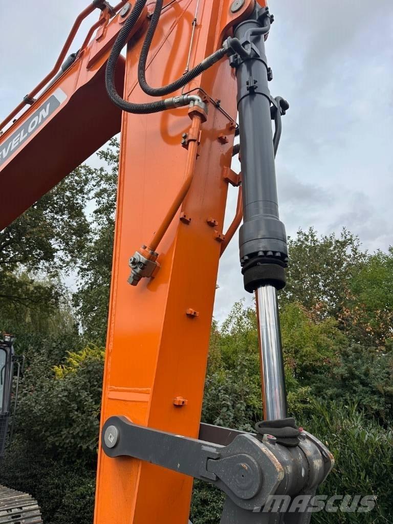 Develon DX 300 LC-7M Bageri guseničari