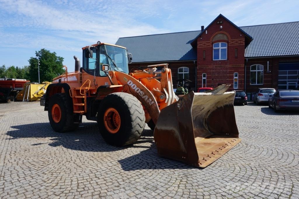 Doosan DL 400 Utovarivači na točkove