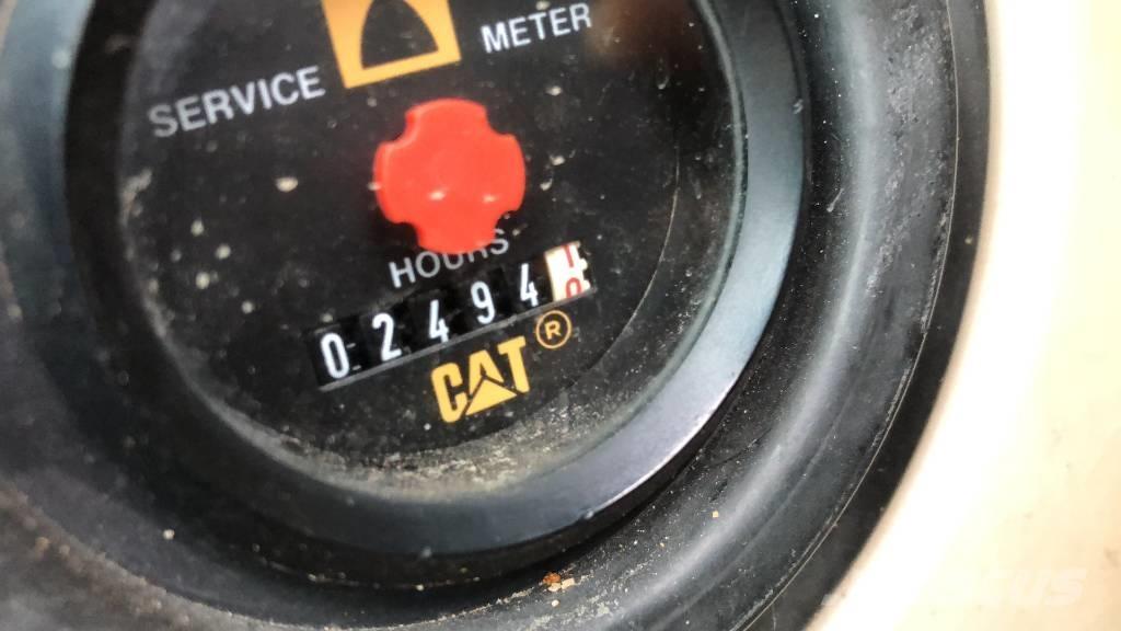 CAT 320 C L Bageri guseničari