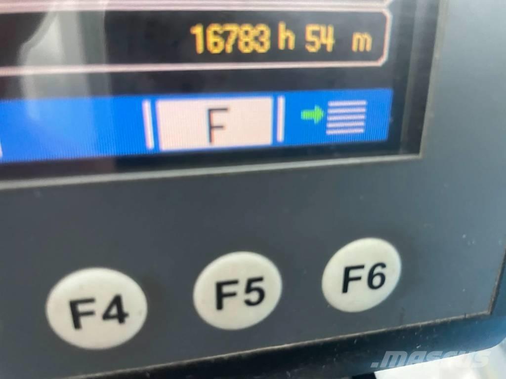 Fuchs MHL350 Bageri za prenos primarnih/sekundarnih sirovina