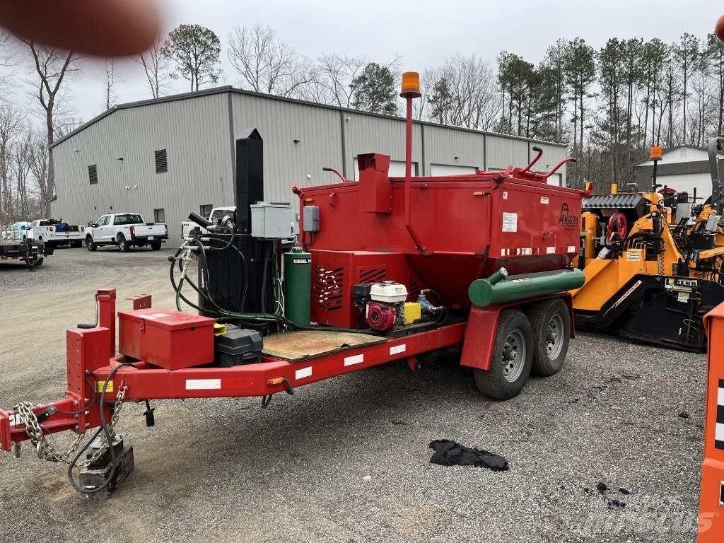 Falcon 4 Ton Hot Box Polovne bitumen prskalice