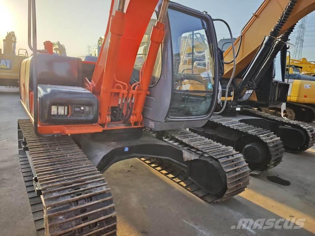 Hitachi ZX 120 Bageri guseničari