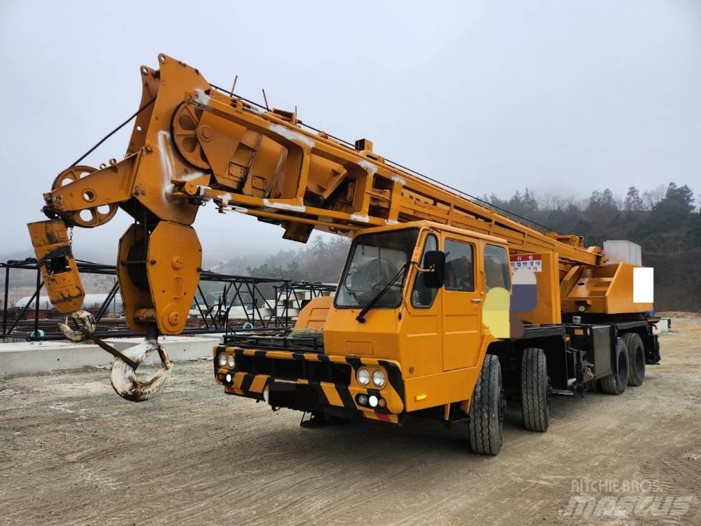 Hyundai HC 50 Polovne dizalice za sve terene