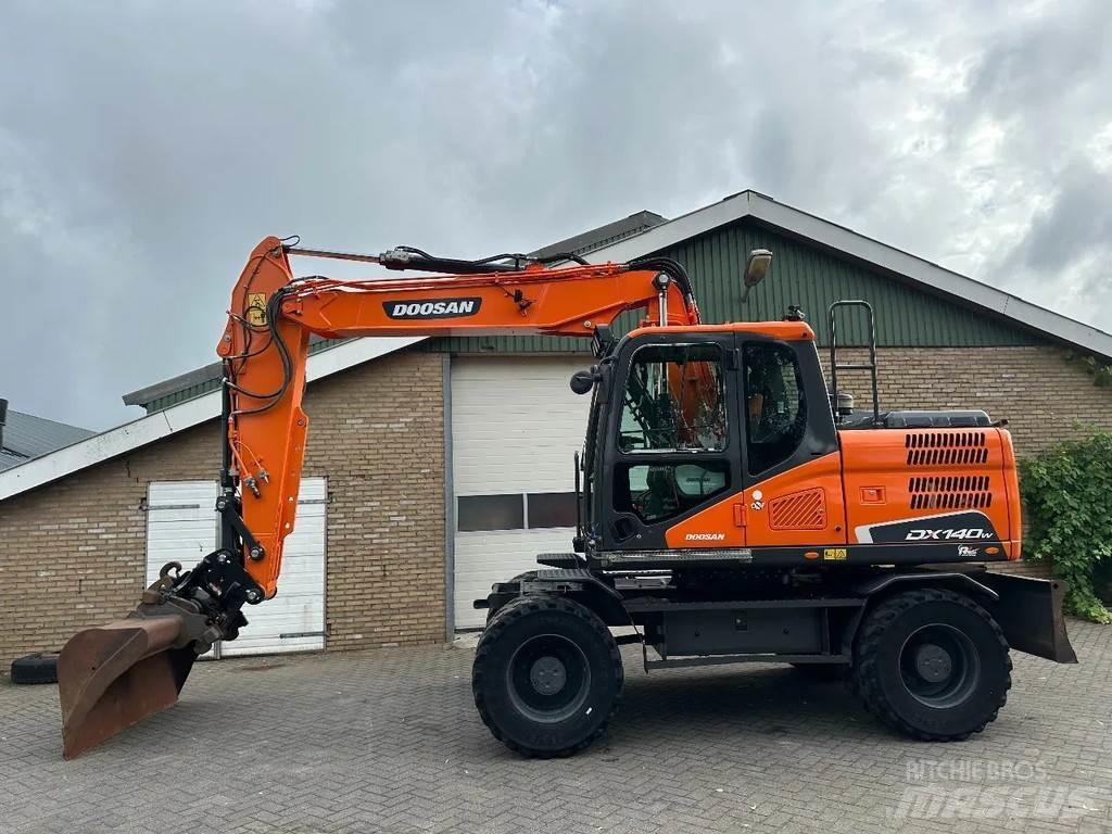 Doosan DX140W-5 Bageri točkaši