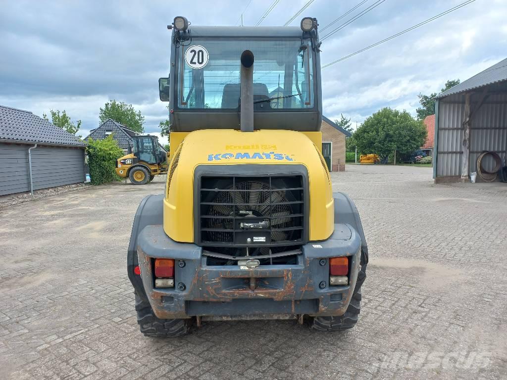 Komatsu WA 80-6 Utovarivači na točkove