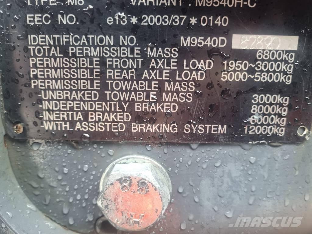 Kubota M 9540 Traktori