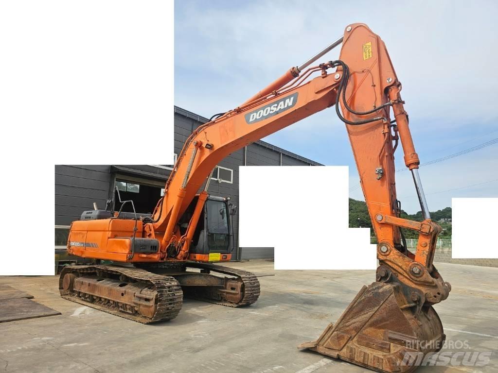 Doosan DX 300 LC-3 Bageri guseničari