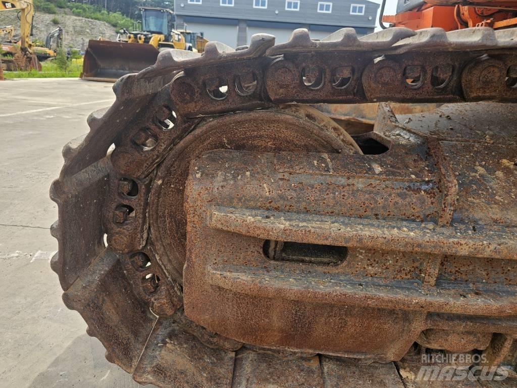 Doosan DX 300 LC-3 Bageri guseničari