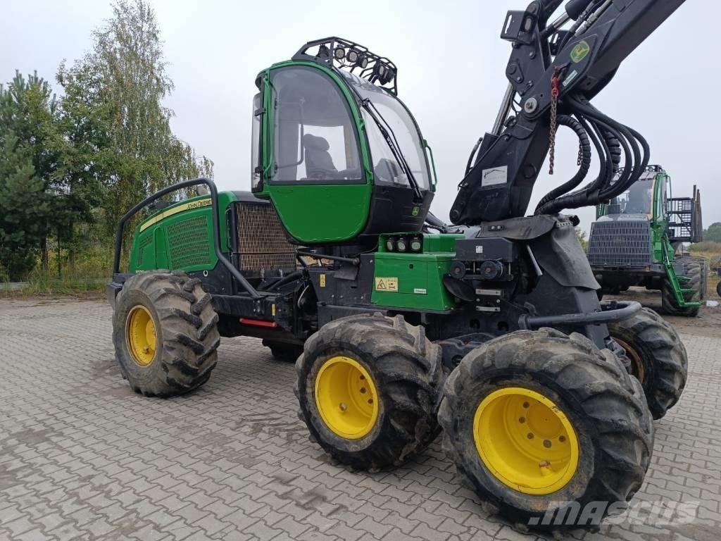 John Deere 1070 E Harversteri