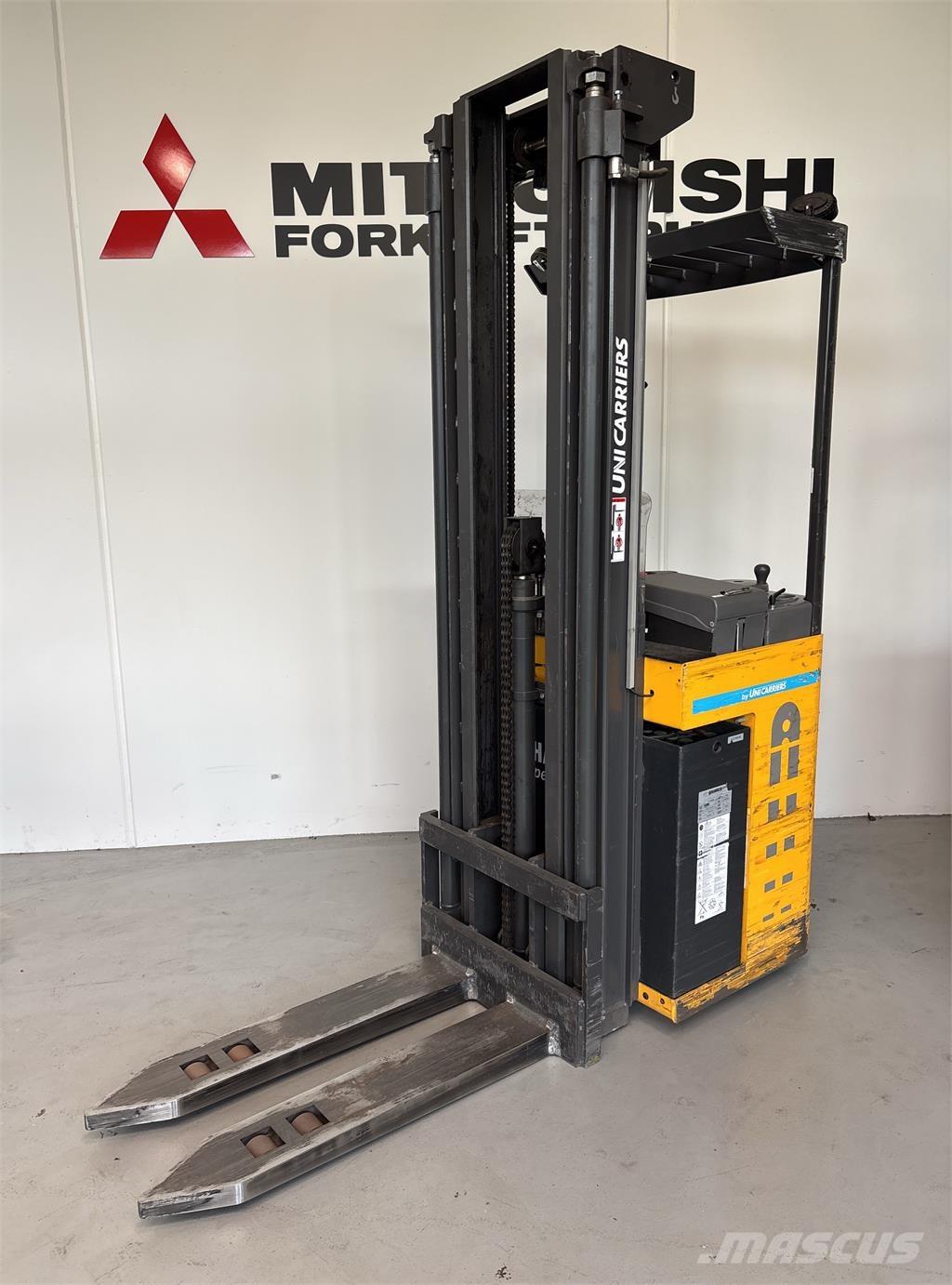 Atlet ASN200 Samopogonski ručni viljuškari