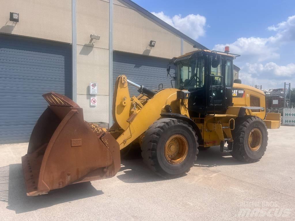CAT 938M Utovarivači na točkove