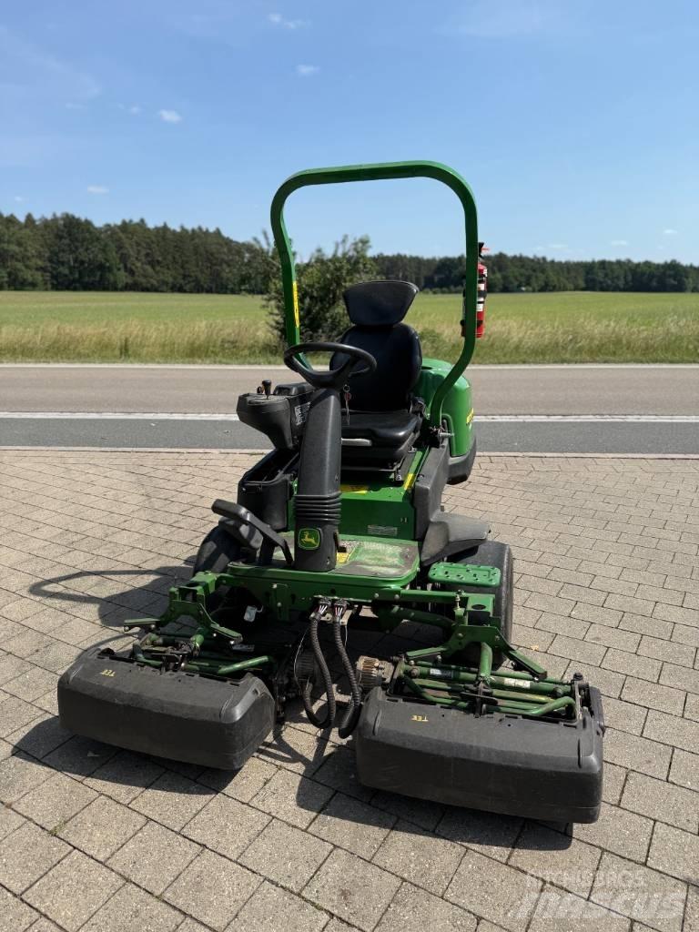 John Deere 2500 E Kosilice za zelenilo