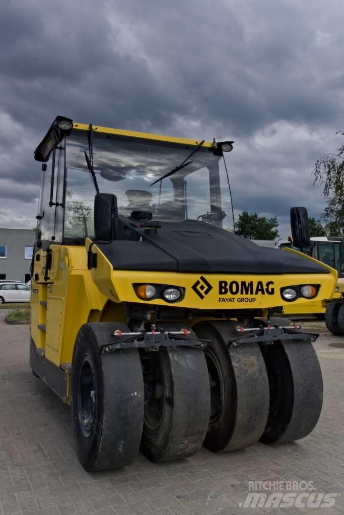 Bomag BW 28 RH Gumeni valjci na točkovima