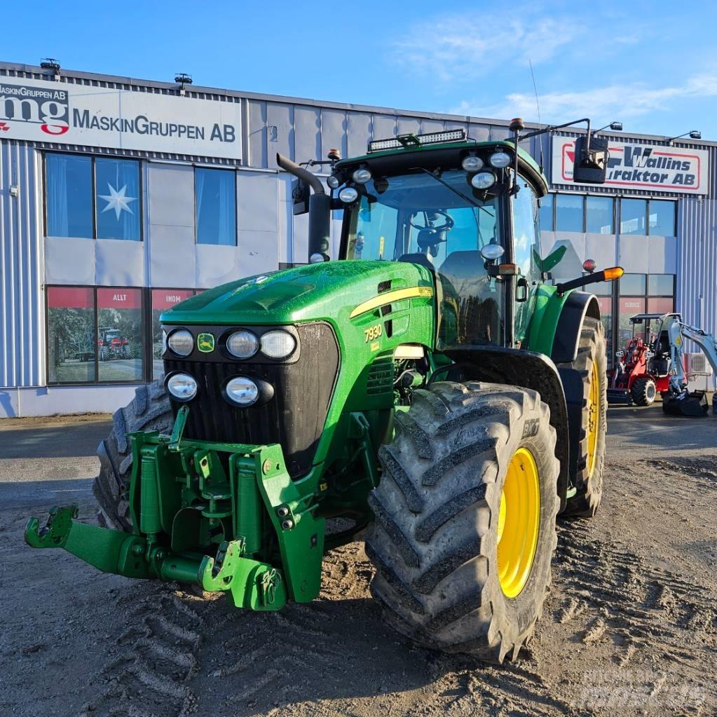 John Deere 7930 Traktori