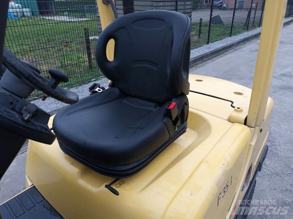 Hyster H2.5FT Dizelski viljuškari