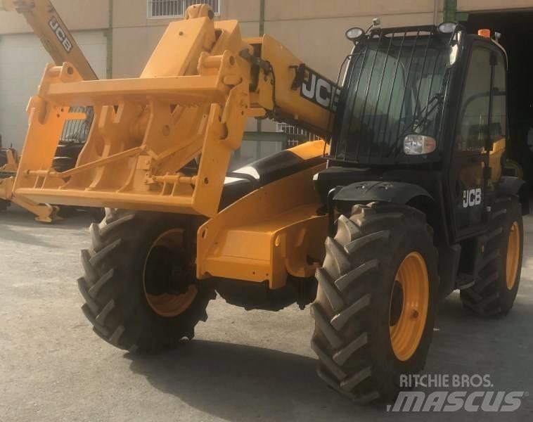 JCB 531-70 Poljoprivredni teleskopski utovarivači