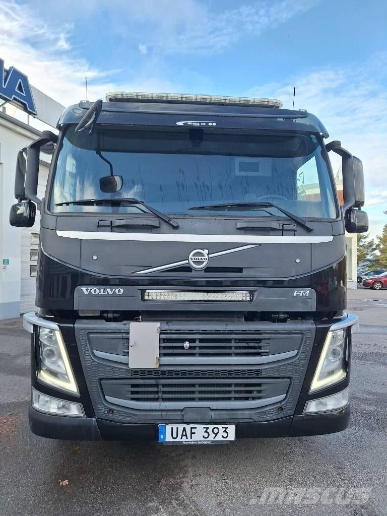 Volvo FM  6x2 Kamioni sa kranom