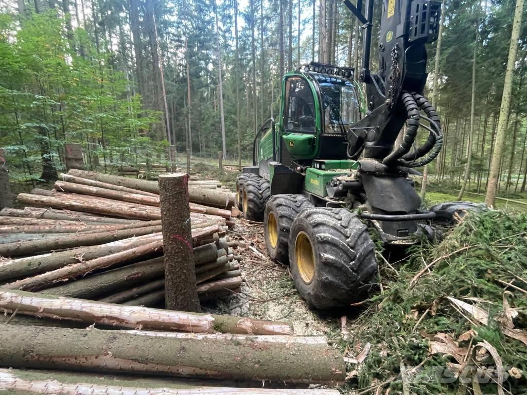 John Deere 1270 G Harversteri