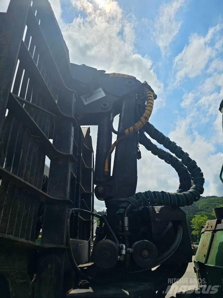 John Deere 1510G Forvarderi