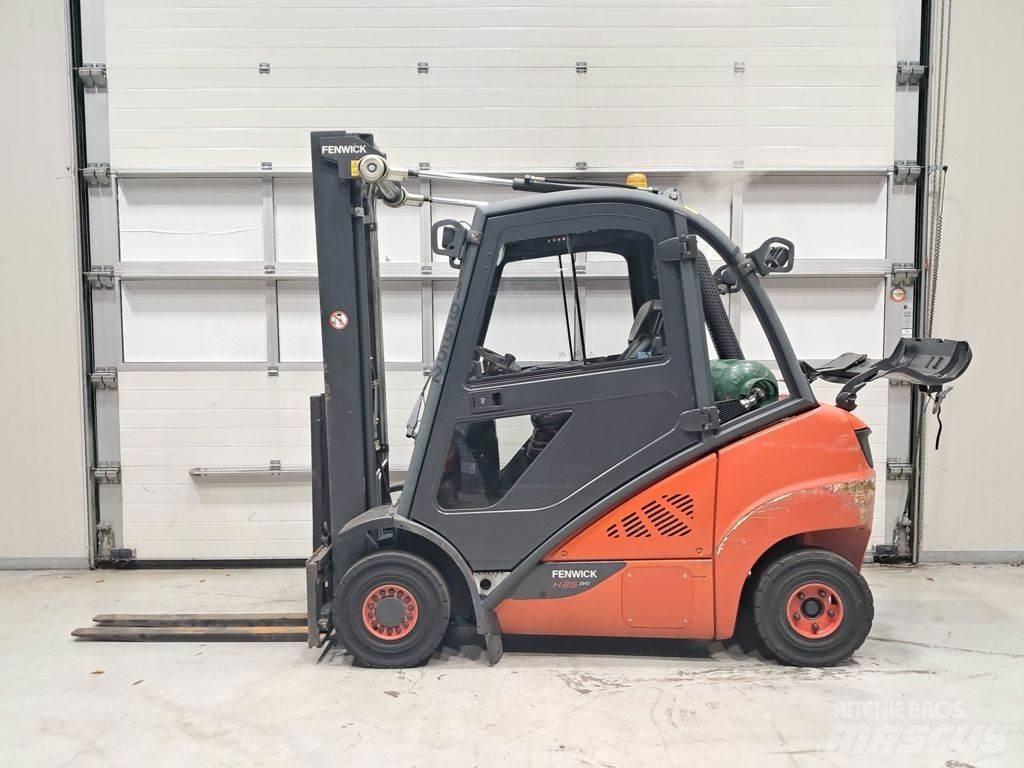 Linde H25T-02 Plinski viljuškari