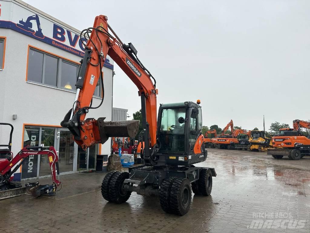 Doosan DX 57 W-5 Bageri točkaši