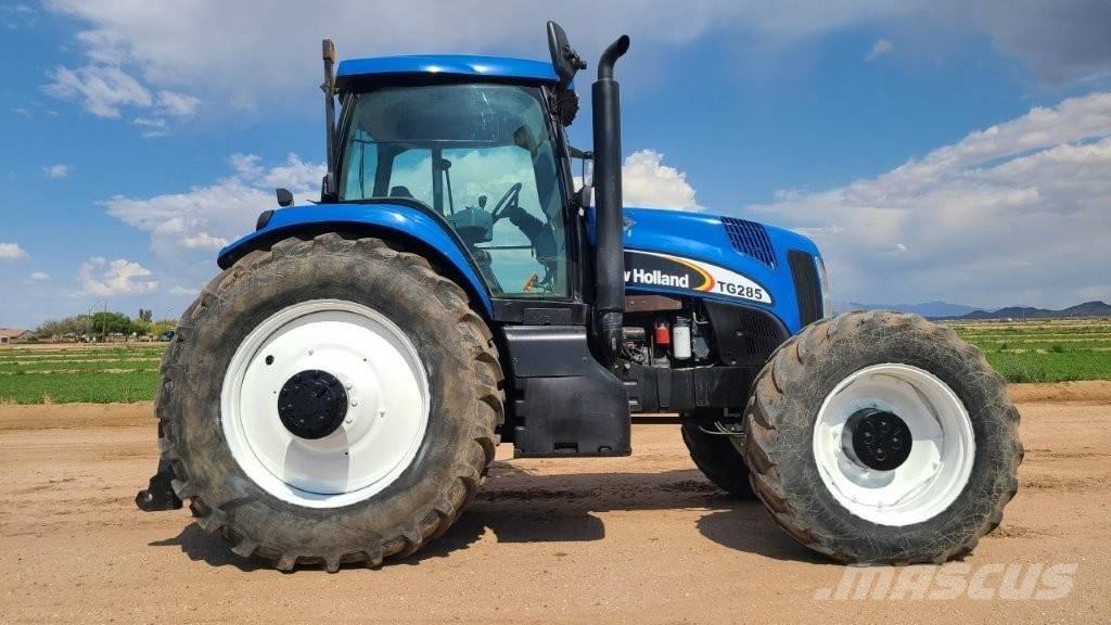 New Holland TG285 Traktori
