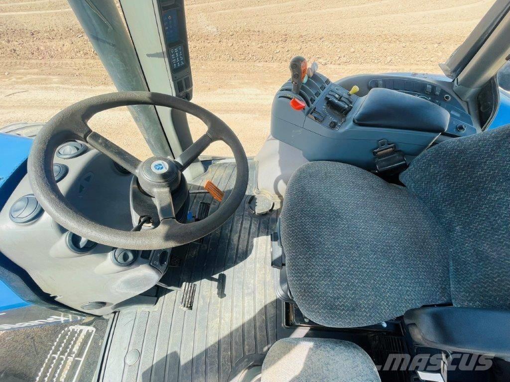 New Holland TG285 Traktori