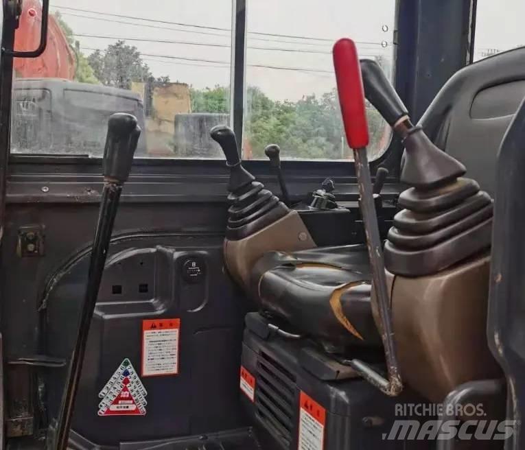 Kobelco SK50SR Bageri guseničari